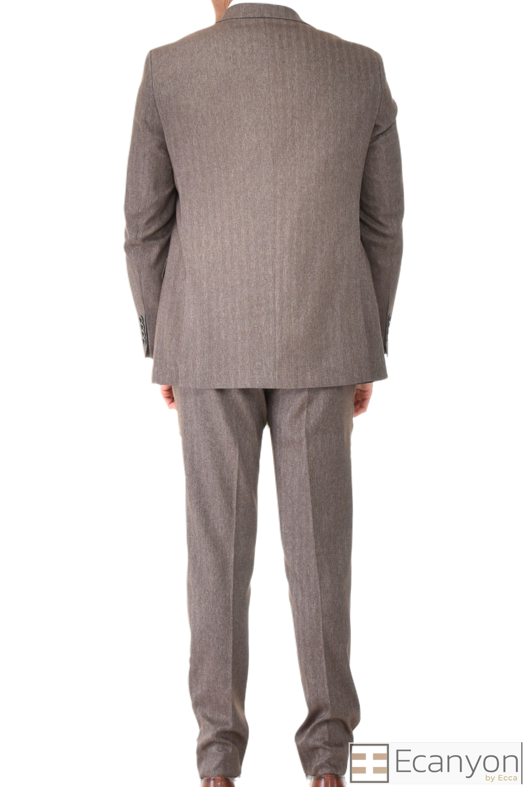 Brown Three Piece Suit Pattern Fabrics. A timeless a brown plain suit that can be styled up for special events or styled down for the office. The matching quality a brown plain waistcoat and trousers are paired with a brown plain suit jacket. You’ll love the patterned lining panels on this suit, especially the one in the jacket’s breast pocket which doubles up as a pocket square. Regular fit