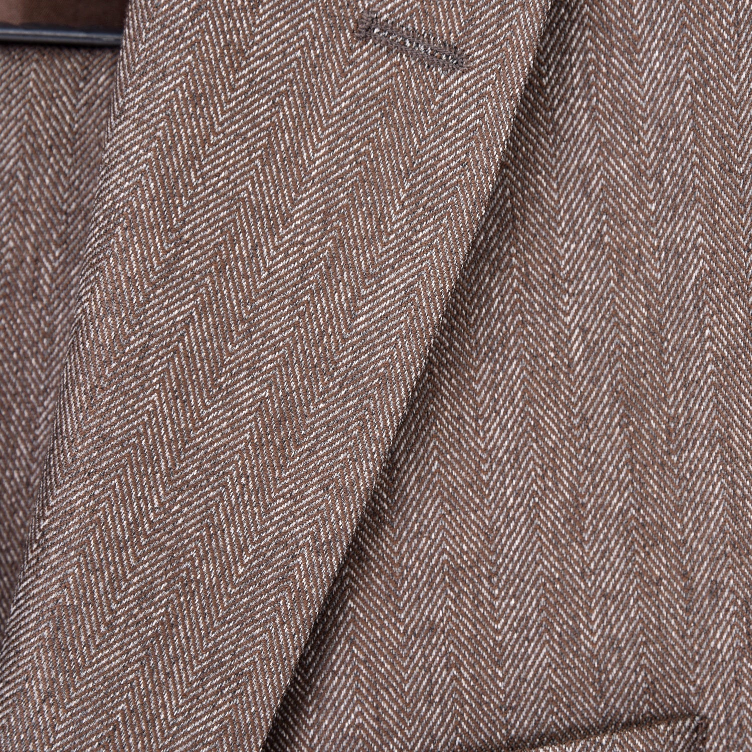Brown Three Piece Suit Pattern Fabrics. A timeless a brown plain suit that can be styled up for special events or styled down for the office. The matching quality a brown plain waistcoat and trousers are paired with a brown plain suit jacket. You’ll love the patterned lining panels on this suit, especially the one in the jacket’s breast pocket which doubles up as a pocket square. Regular fit
