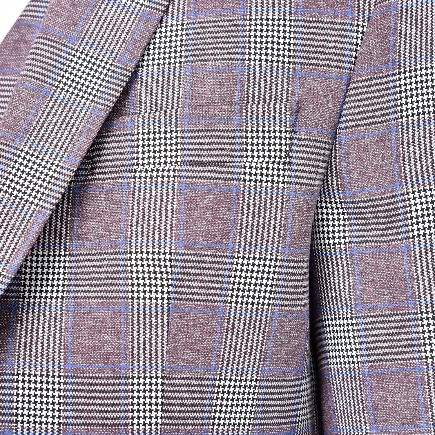 Grey Plaid Burgundy 3 Piece Suit, A timeless a burgundy plaid grey design suit that can be styled up for special events or styled down for the office. The matching quality a burgundy plaid grey design waistcoat and trousers are paired with a burgundy plaid grey matched design jacket. You’ll love the patterned lining panels on this suit, especially the one in the jacket’s breast pocket which doubles up as a pocket square. Master Tailored Fit 3 Piece Suit